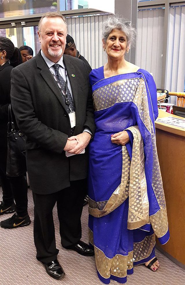 Image of Mark and Kauser Jan at the knife crime prevention event